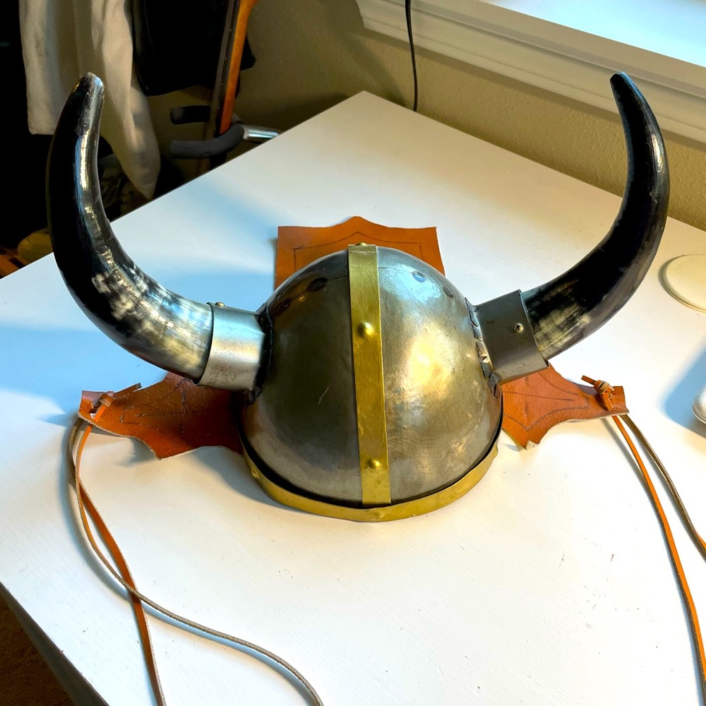 Hapadaca handmade medieval Viking helmet costume -metal with horns